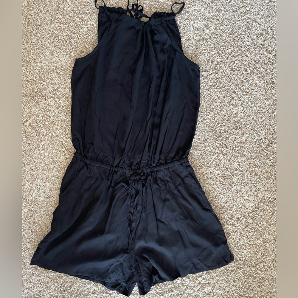 NWT Old Navy One Piece Black Jumper with Pockets Shorts Large Tall